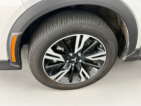 Used 2025 Mitsubishi Eclipse Cross SE image 11