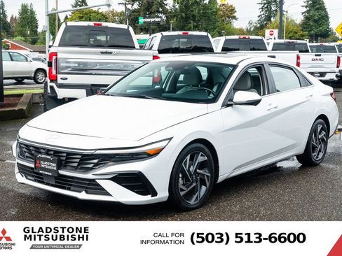 Used 2024 Hyundai Elantra Limited FWD image 4