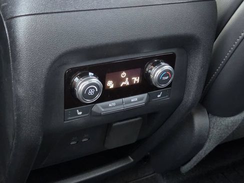 Used 2024 GMC Acadia Denali w/ Super Cruise Package FWD image 16
