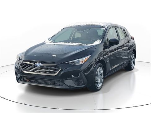 Certified 2025 Subaru Impreza 2.0i image 2