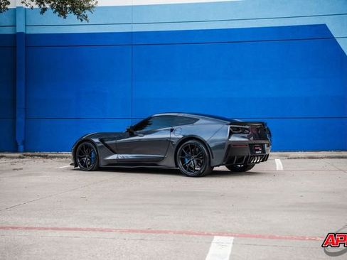 Used 2014 Chevrolet Corvette Stingray Coupe w/ 2LT Preferred Equipment Group image 21