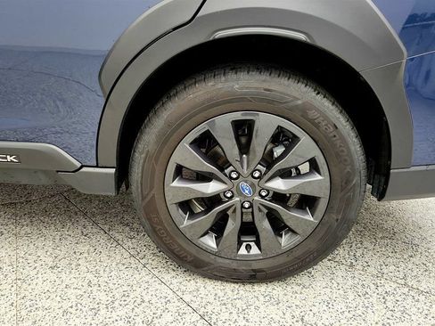 Used 2025 Subaru Outback Onyx Edition AWD/4WD image 9