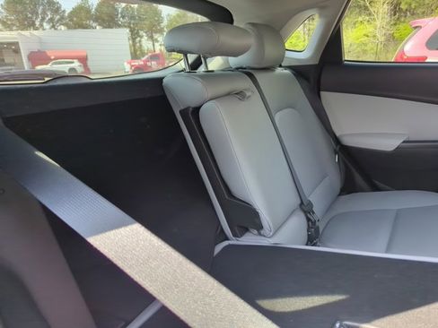 Used 2022 Hyundai Kona SE image 23