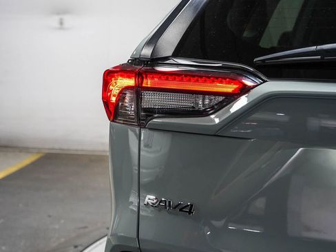 Certified 2021 Toyota RAV4 XLE FWD image 12