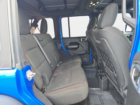 Used 2021 Jeep Wrangler Unlimited Rubicon w/ Cold Weather Group image 14