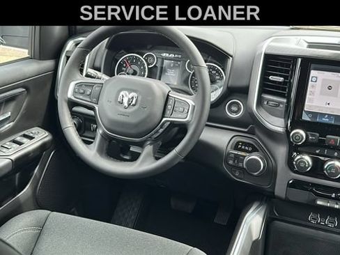 Used 2025 RAM 1500 4x4 Crew Cab image 24