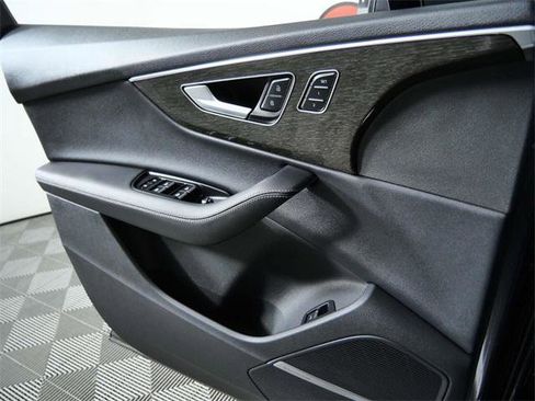 Used 2025 Audi Q7 2.0T Premium Plus image 22