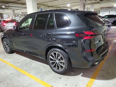 Used 2024 BMW X5 xDrive40i w/ M Sport Package AWD/4WD image 3