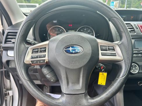Used 2015 Subaru Forester 2.5i Premium AWD/4WD image 9