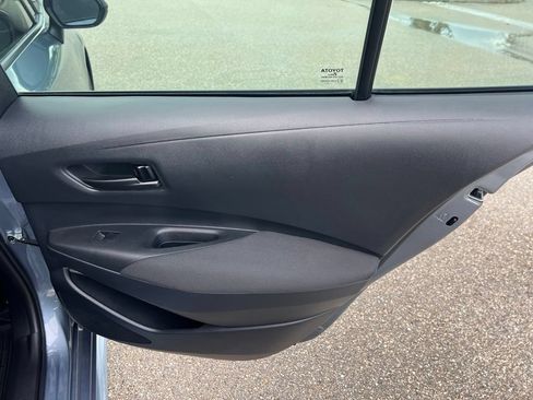 Used 2025 Toyota Corolla LE FWD image 13
