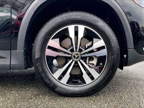 Used 2026 Mercedes-Benz GLA 250 4MATIC image 9