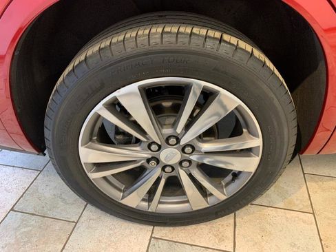 Used 2021 Cadillac XT6 Premium Luxury image 11