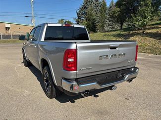 Used 2025 RAM 1500 Laramie video 2
