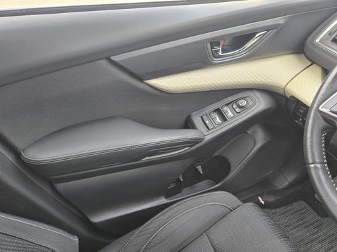 Used 2022 Subaru Ascent Premium w/ Convenience Package image 12