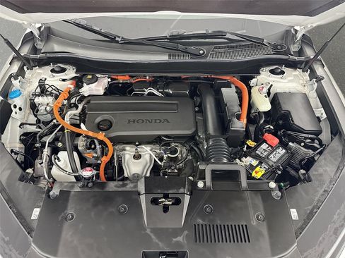 Used 2025 Honda CR-V Sport-L image 30