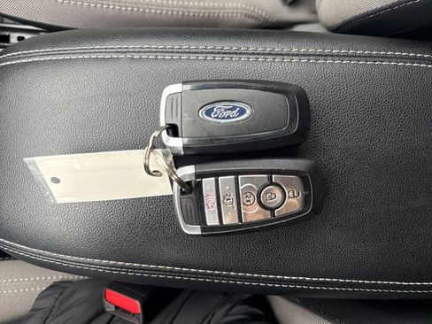 Used 2022 Ford Escape SE w/ Convenience Package image 42