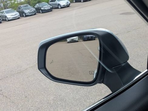 Certified 2024 Toyota Highlander LE AWD/4WD image 34