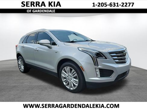 Used 2018 Cadillac XT5 Premium Luxury FWD image 1
