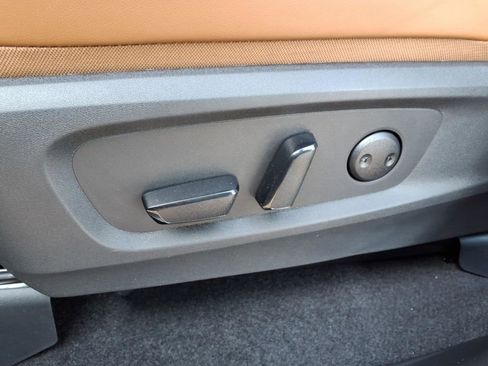 New 2026 Nissan Pathfinder Platinum image 24