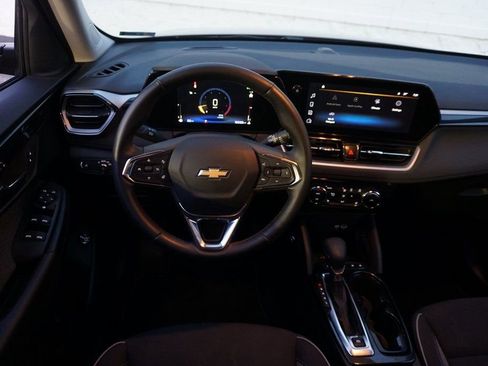 Certified 2024 Chevrolet TrailBlazer LT w/ Convenience Package image 12