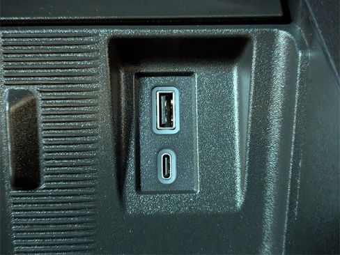 Used 2024 GMC Hummer EV 3X image 17