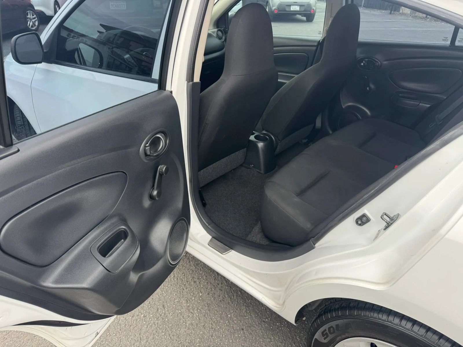 Used 2015 Nissan Versa S Plus FWD image 22