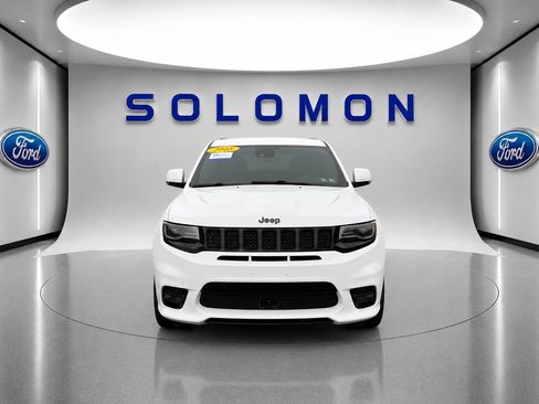 Used 2018 Jeep Grand Cherokee SRT AWD/4WD image 3