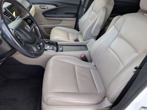 Used 2020 Honda Pilot Touring image 5