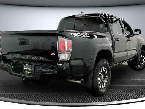 Used 2022 Toyota Tacoma TRD Off-Road w/ TRD Premium Off Road Package AWD/4WD image 6