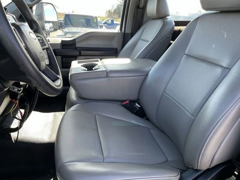 Used 2021 Ford F250 XL w/ Power Equipment Group AWD/4WD image 15