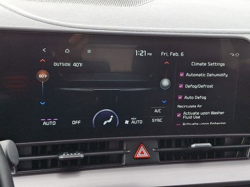 Used 2023 Kia Sportage EX image 31