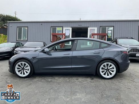Used 2022 Tesla Model 3 Long Range AWD/4WD image 5