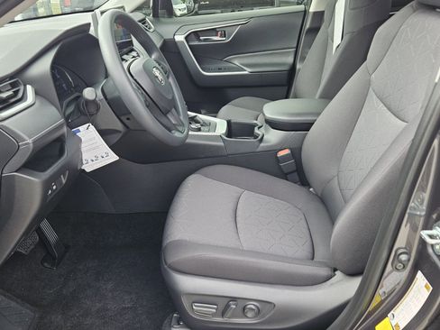New 2025 Toyota RAV4 XLE image 4