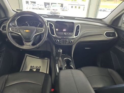 Used 2018 Chevrolet Equinox Premier image 11