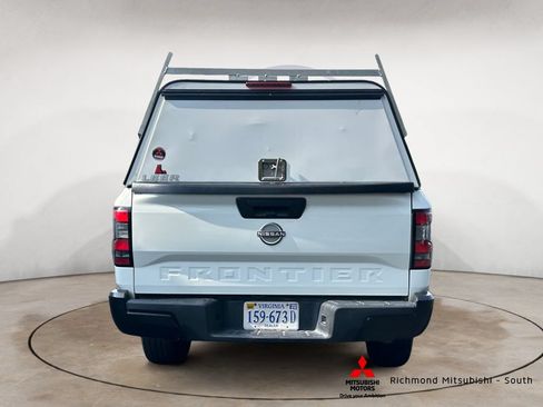 Used 2022 Nissan Frontier S RWD image 4