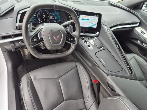Used 2025 Chevrolet Corvette Stingray Preferred Cpe w/ 2LT RWD image 10