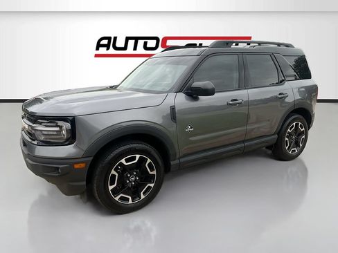 Used 2024 Ford Bronco Sport Outer Banks w/ Tech Package AWD/4WD image 3