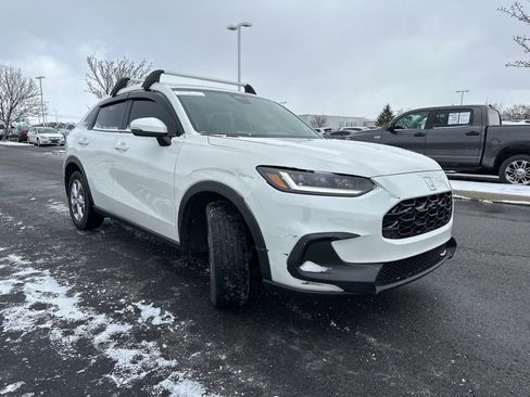 Used 2025 Honda HR-V LX image 11