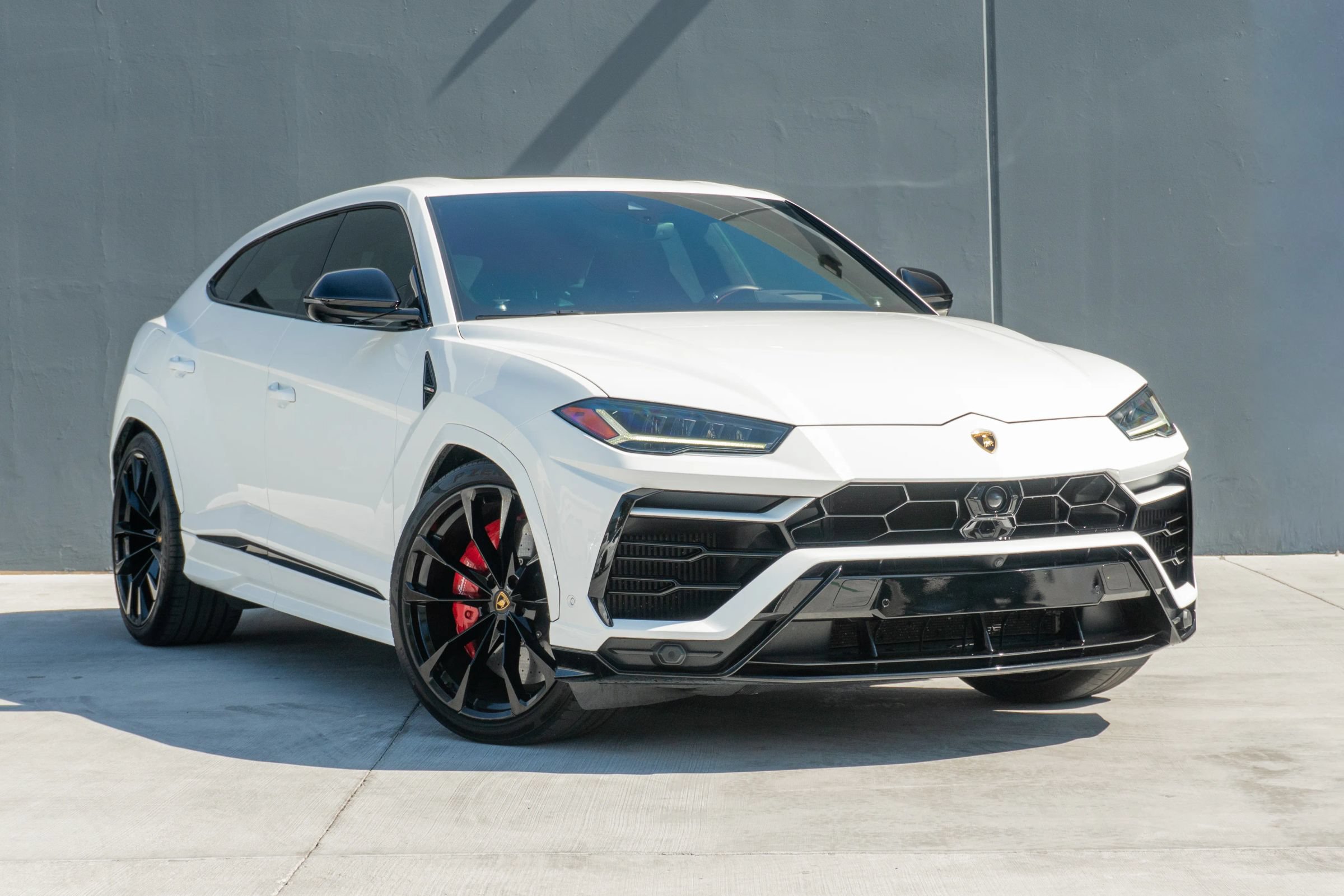 Used 2021 Lamborghini Urus AWD/4WD image 5