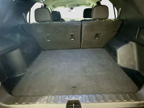 Used 2022 Chevrolet Equinox LT AWD/4WD image 29