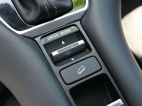 Used 2024 Honda HR-V Sport image 21