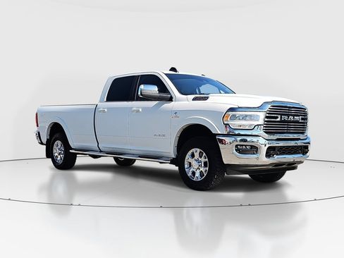 Used 2022 RAM 2500 Laramie w/ Safety Group B AWD/4WD image 3