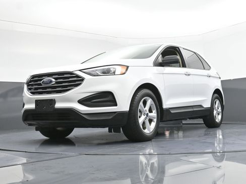 Used 2021 Ford Edge SE image 24
