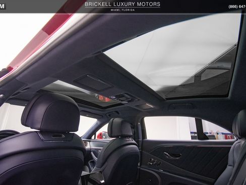 Used 2024 Bentley Flying Spur V8 AWD/4WD image 38