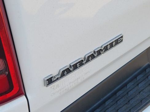Used 2021 RAM 1500 Laramie w/ Sport Appearance Package AWD/4WD image 10
