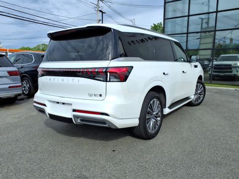Certified 2025 INFINITI QX80 Luxe AWD/4WD image 5
