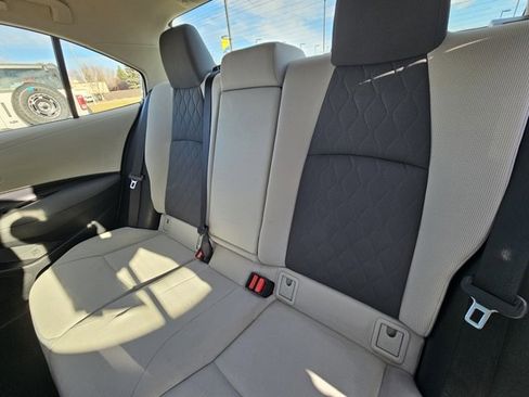 Used 2020 Toyota Corolla LE image 12