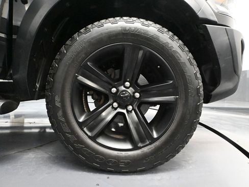 Used 2021 RAM 1500 Classic Warlock w/ Luxury Group AWD/4WD image 18