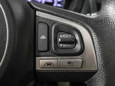 Used 2017 Subaru Forester 2.5i Premium image 29