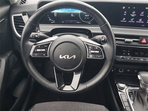 Certified 2024 Kia Seltos S image 12